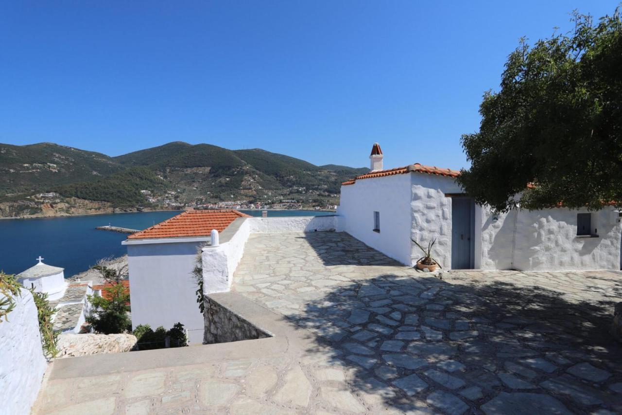 Villea Seaview Apartments Skopelos Town Bagian luar foto