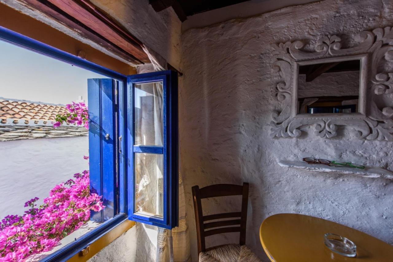 Villea Seaview Apartments Skopelos Town Bagian luar foto